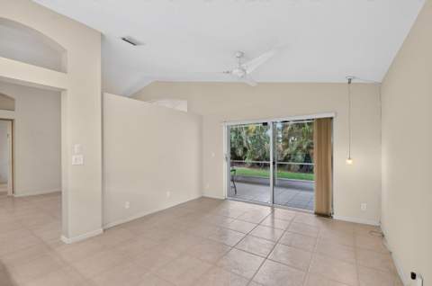9840 Arbor View Drive, Boynton Beach FL - photo 10 of 50