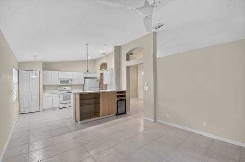 9840 Arbor View Drive, Boynton Beach FL - photo 9 of 50