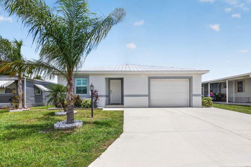 1 bedroom Single Family Residence at 38 Spanish Way, Spanish Lakes One Leasehold Estates, Port St. Lucie — photo 3