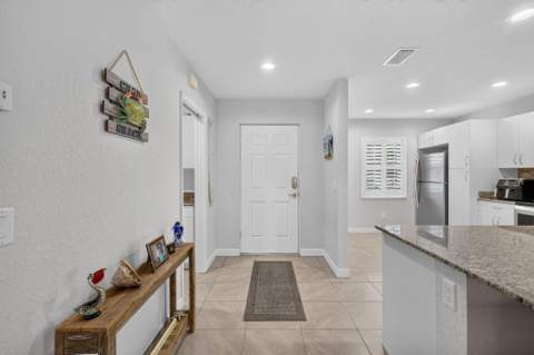 38 Spanish Way, Port St. Lucie FL - photo 6 of 62