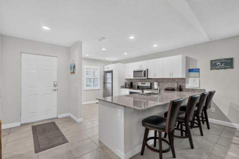 38 Spanish Way, Port St. Lucie FL - photo 7 of 62