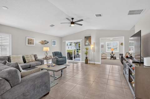38 Spanish Way, Port St. Lucie FL - photo 14 of 62