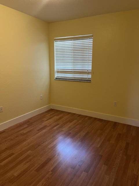 4113 Napoli Lake Drive, Riviera Beach FL - photo 10 of 14