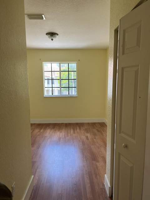 4113 Napoli Lake Drive, Riviera Beach FL - photo 11 of 14