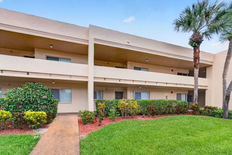 2 bedroom Condominium at 3212 Strawflower Way #218, Poinciana Gardens Condo, Lake Worth — photo 4