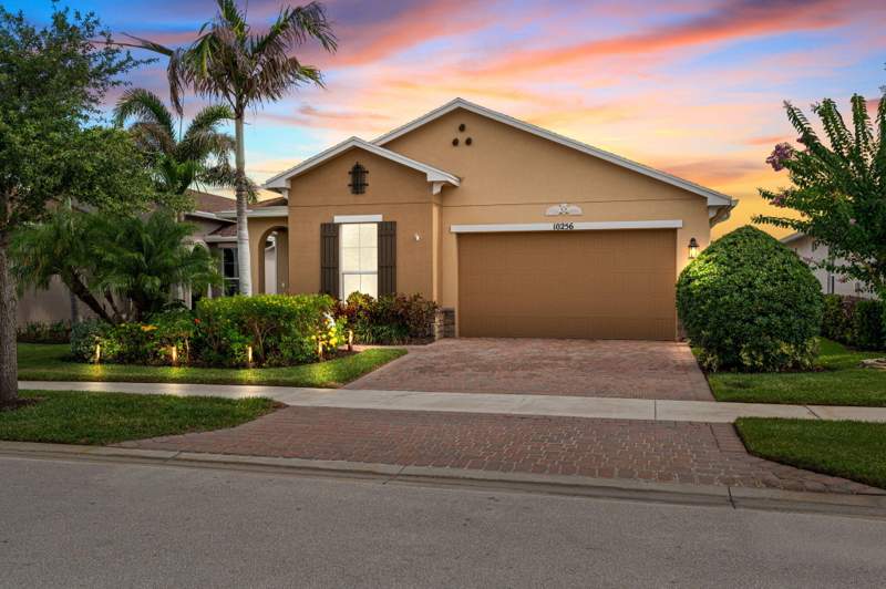 2 bedroom Single Family Residence at 10256 SW Indian Lilac Trail, Tradition Plat No 35, Port St. Lucie — photo 2