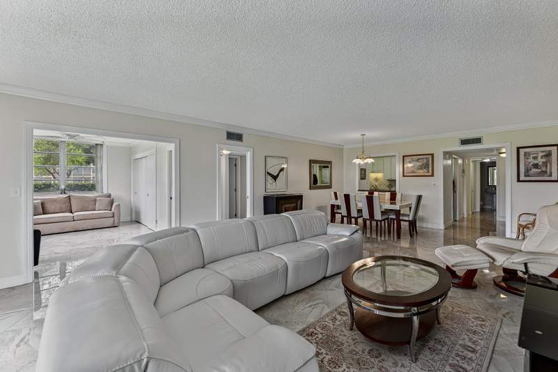 3 bedroom Condominium at 4020 W Palm Aire Drive #106, No 103 Palm-Aire Country Club, Pompano Beach — photo 4