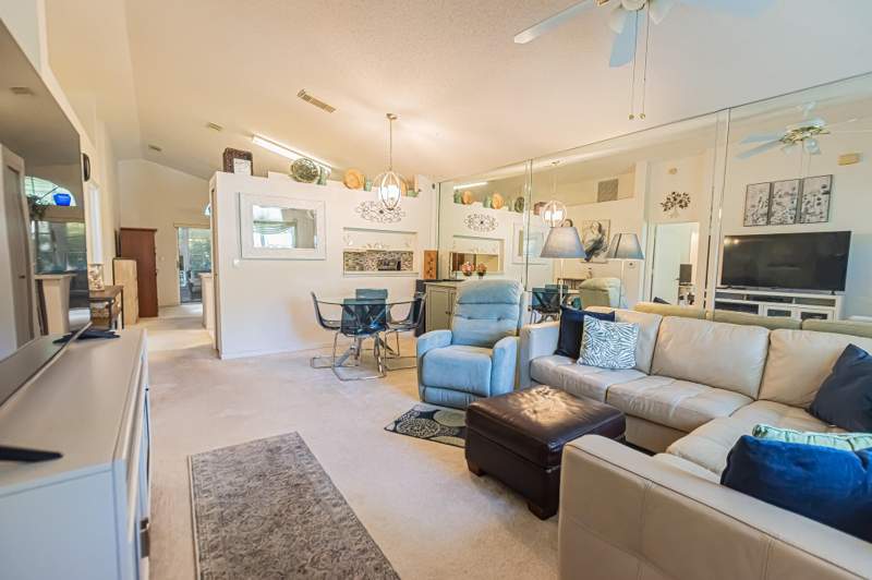 2 bedroom Villa at 695 NW San Remo Circle, Kings Isle, Isle Of Venice, Port St. Lucie — photo 5