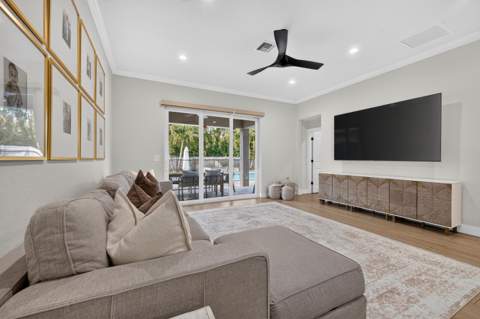7050 Limestone Cay Road, Limestone Creek FL - photo 10 of 32