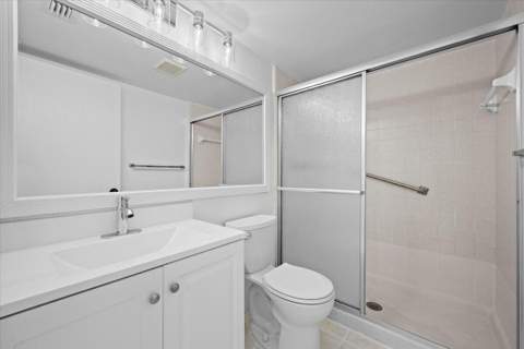 708 Sunny Pine Way #B1, Greenacres FL - photo 13 of 22