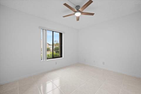 708 Sunny Pine Way #B1, Greenacres FL - photo 14 of 22