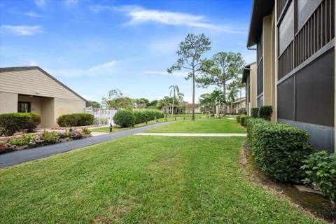 708 Sunny Pine Way #B1, Greenacres FL - photo 17 of 22
