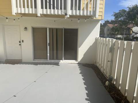 169 Seabreeze Circle, Jupiter FL - photo 22 of 23