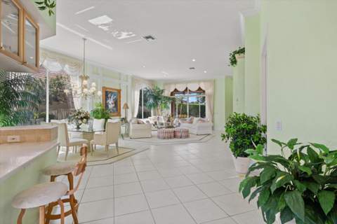 4462 Hazleton Lane, Lake Worth FL - photo 6 of 71