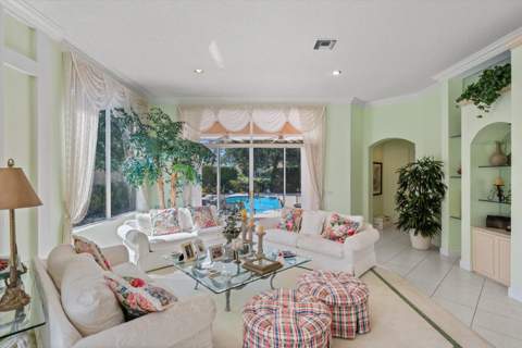 4462 Hazleton Lane, Lake Worth FL - photo 9 of 71