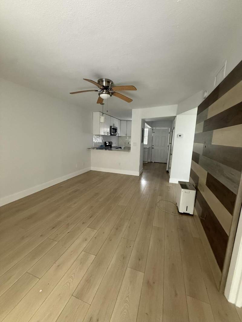 2 bedroom Condominium at 605 Ixoria #4, The Hemingway, A Condominium, Fort Pierce — photo 3