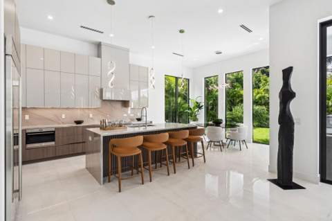 1040 NW 6th Terrace, Boca Raton FL - photo 7 of 32