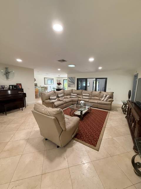 8843 SW 16th Street, Boca Raton FL - photo 9 of 65