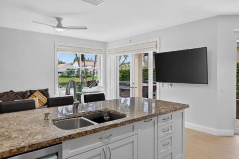 229 E Bayridge Drive, Weston FL - photo 14 of 44