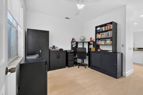 229 E Bayridge Drive, Weston FL - photo 16 of 44