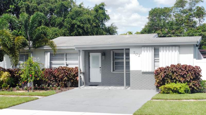 3 bedroom Single Family Residence at 702 SW 1st Street, Delray Town Of, Delray Beach — photo 2