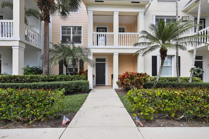 3 bedroom Villa at 156 Aragon Way, Somerset At Abacoa Condo, Jupiter — photo 2