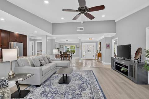 22018 Colony Drive, Boca Raton FL - photo 10 of 39