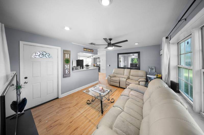 2 bedroom Single Family Residence at 3516 Avenue F, Woodlawn Terrace, Fort Pierce — photo 2
