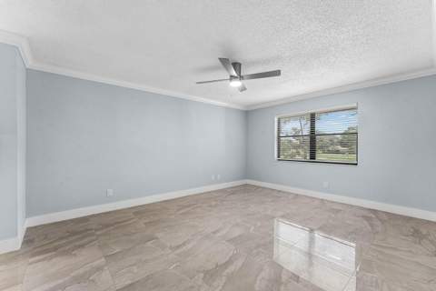 12926 Briarlake Drive #201, Palm Beach Gardens FL - photo 17 of 36