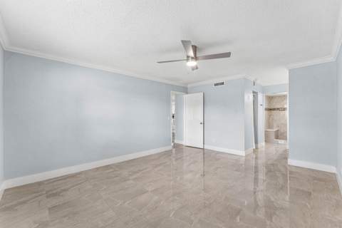 12926 Briarlake Drive #201, Palm Beach Gardens FL - photo 19 of 36