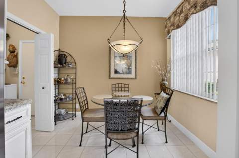 10632 Royal Caribbean Circle, Boynton Beach FL - photo 7 of 58