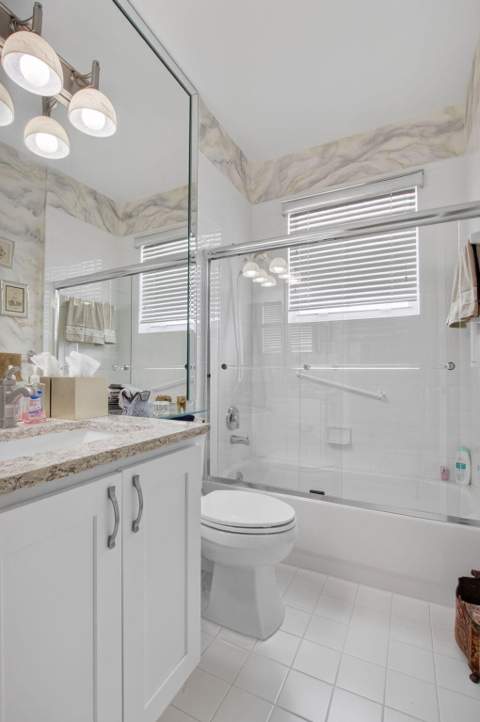 10632 Royal Caribbean Circle, Boynton Beach FL - photo 16 of 58