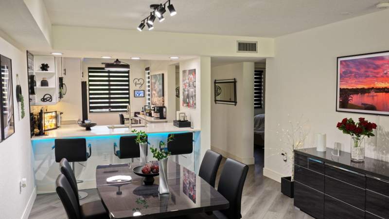 2 bedroom Condominium at 2421 Village Boulevard #201, Whitehall Village, West Palm Beach — photo 5