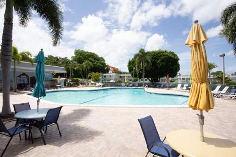 3160 Lake Osborne Drive #108, Lake Worth Beach FL - photo 9 of 16