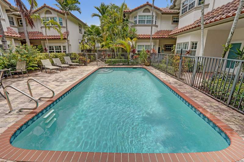 3 bedroom Condominium at 620 NE 9th Avenue #6, Parkside Villas Condo, Fort Lauderdale — photo 2