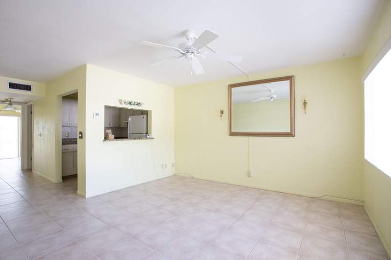 1 bedroom Condominium at 3160 Lake Osborne Drive #108, Murry Hills Apt Bldg Condo, Lake Worth Beach — photo 2