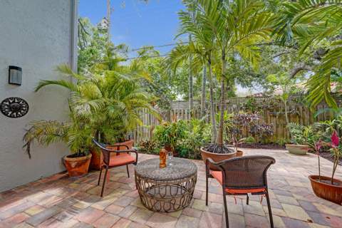 620 NE 9th Avenue #6, Fort Lauderdale FL - photo 10 of 120