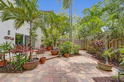 620 NE 9th Avenue #6, Fort Lauderdale FL - photo 15 of 120