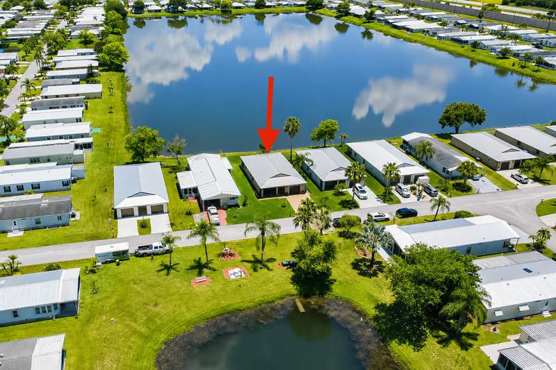 2 bedroom Single Family Residence at 14845 Tucan Street, Spanish Lakes Fairways Leasehold Estates, Fort Pierce — photo 2