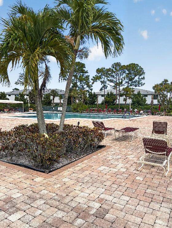 2 bedroom Condominium at 4820 Lucerne Lakes Boulevard #402, Sunrise Of Palm Beach Condo 1,2,3,4, 14 And 17, Lake Worth — photo 3