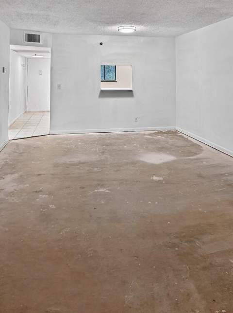 4820 Lucerne Lakes Boulevard #402, Lake Worth FL - photo 7 of 18