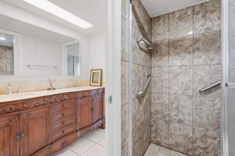 2606 Garden Drive #305, Lake Worth FL - photo 20 of 24