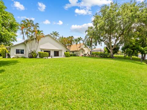 1750 W Oak Knoll Circle, Davie FL - photo 11 of 26