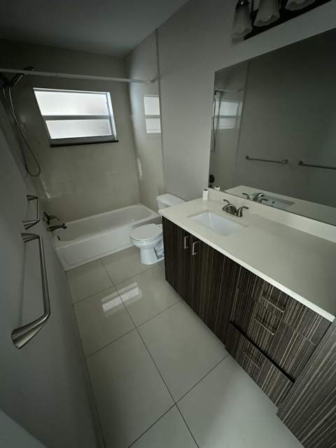 1480 E Sample Road #207, Pompano Beach FL - photo 9 of 14