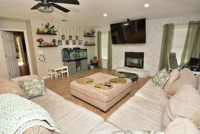 3 bedroom Single Family Residence at 2082 SE Camilo Street, Port St Lucie Section 30, Port St. Lucie — photo 4