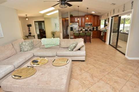 2082 SE Camilo Street, Port St. Lucie FL - photo 9 of 62