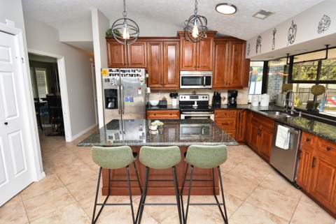 2082 SE Camilo Street, Port St. Lucie FL - photo 12 of 62
