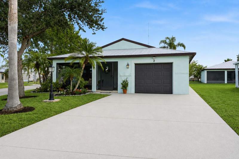 2 bedroom Single Family Residence at 2 Guava Lane, Spanish Lakes One, Port St. Lucie — photo 3