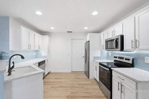 2 Guava Lane, Port St. Lucie FL - photo 10 of 28