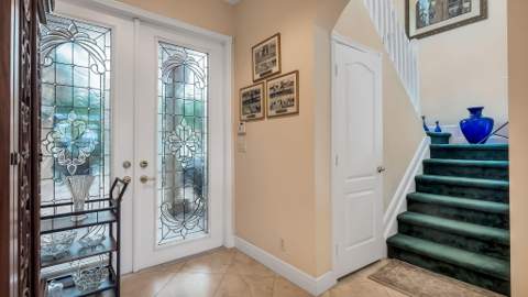 7049 Veneto Drive, Boynton Beach FL - photo 13 of 50